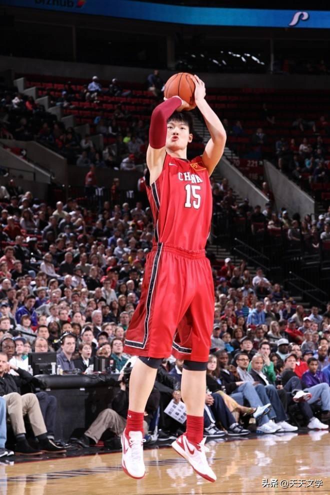 中国蓝坛国青三巨头之一王哲林：今后希望如愿所偿，一起向未来