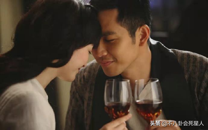 周迅和陈数夸李小冉是天生的美人，45岁演言情状态大好