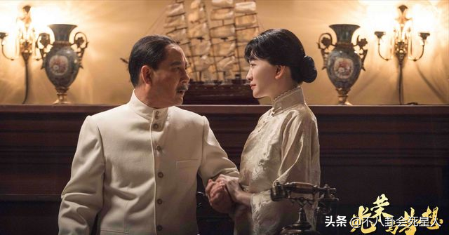 周迅和陈数夸李小冉是天生的美人，45岁演言情状态大好