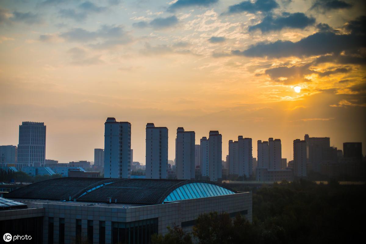 东胜属于内蒙哪个市(东胜区属于哪个城市)