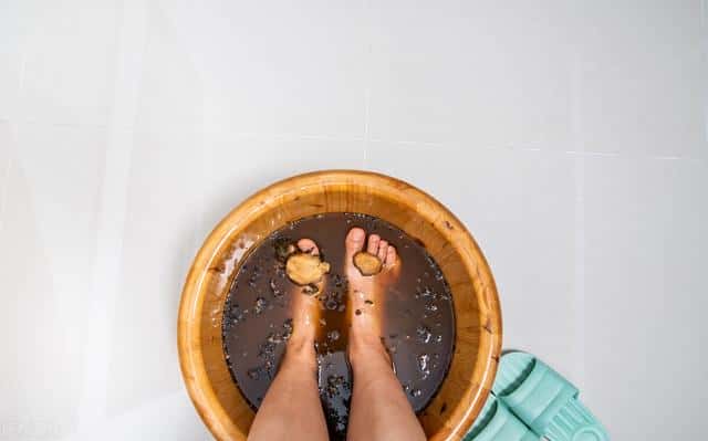 闺蜜之间生日礼物(闺蜜生日送什么礼物好)