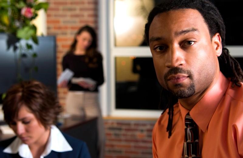 丽贝卡简介及家事（豪门生活多不易？从丽贝卡看出隐藏在人性背后的“丑陋”）