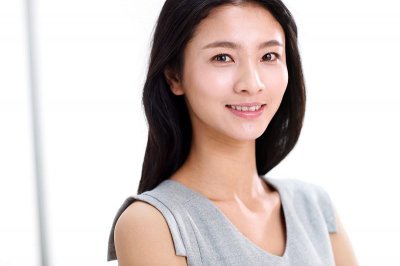 ​丽贝卡简介及家事（豪门生活多不易？从丽贝卡看出隐藏在人性背后的“丑陋”）