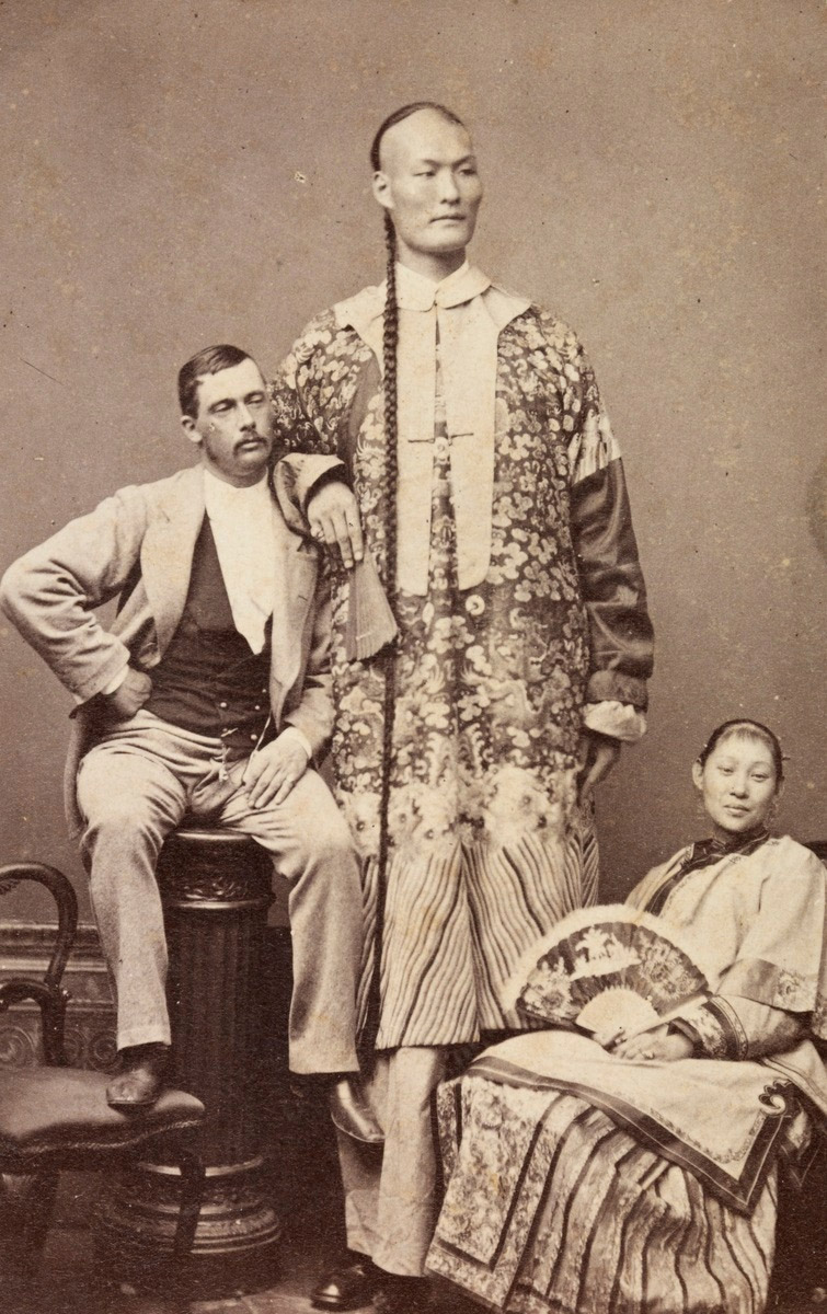 全世界最高的十个人（世界上最高的人叫什么名字）