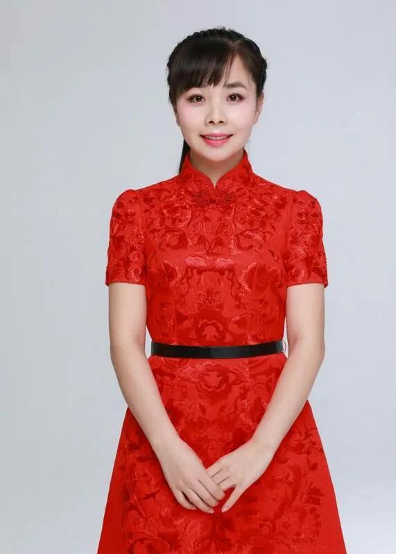 国家一级演员王二妮买不起房回归农村放牧耕作？引发网友质疑热议