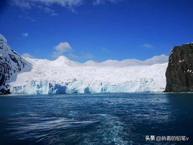 德雷克海峡世界之最（世界上最深的海峡）