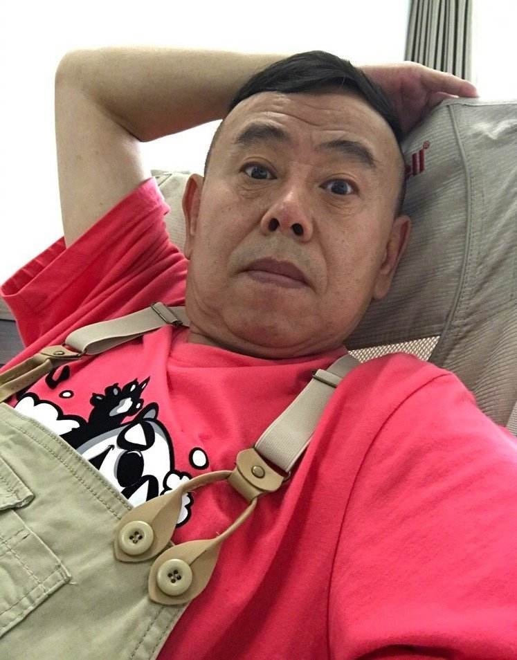 女儿潘阳出嫁后，潘长江曾被“亲情空巢综合征”撞了一下腰