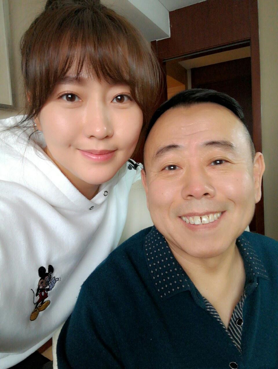 女儿潘阳出嫁后，潘长江曾被“亲情空巢综合征”撞了一下腰