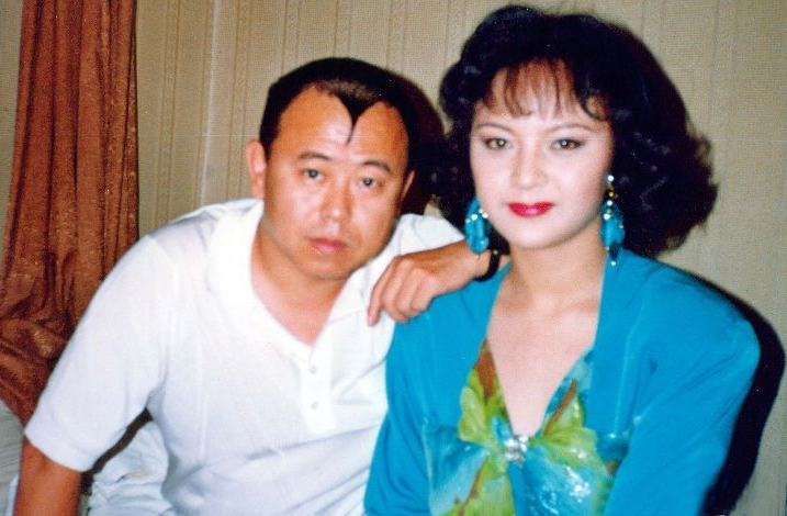 女儿潘阳出嫁后，潘长江曾被“亲情空巢综合征”撞了一下腰