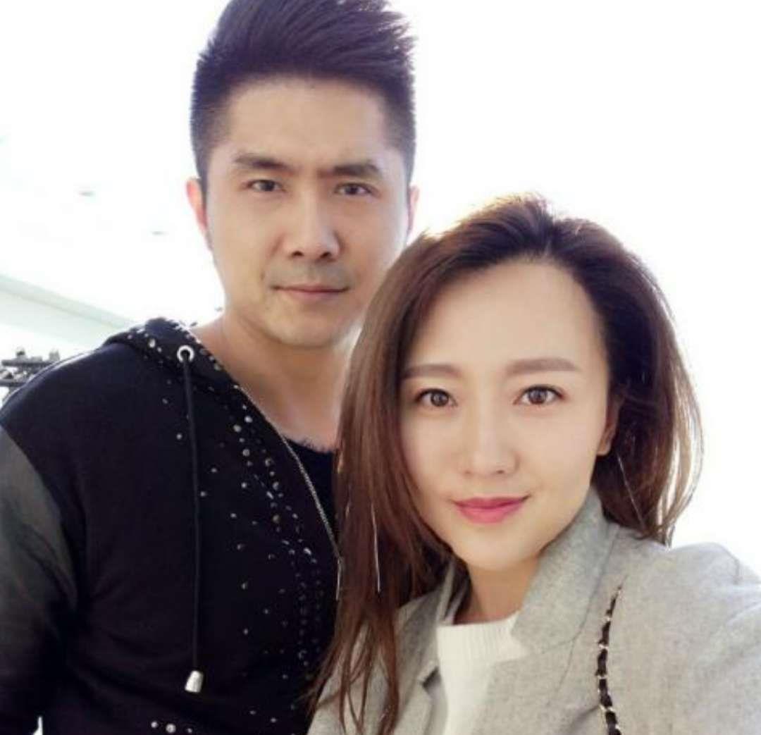 女儿潘阳出嫁后，潘长江曾被“亲情空巢综合征”撞了一下腰