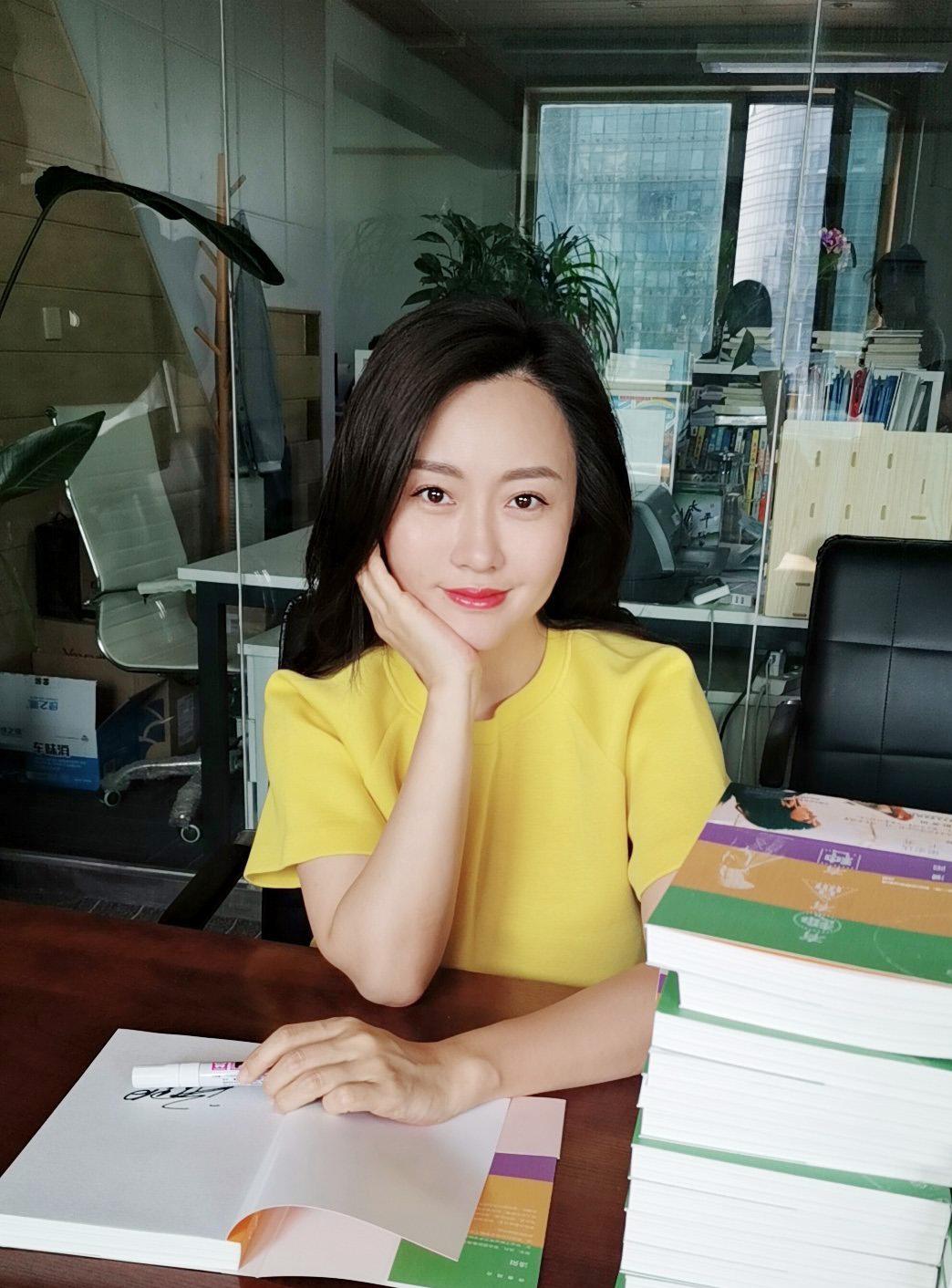 女儿潘阳出嫁后，潘长江曾被“亲情空巢综合征”撞了一下腰