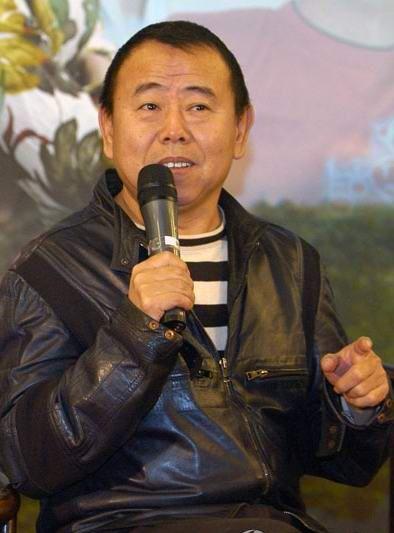 女儿潘阳出嫁后，潘长江曾被“亲情空巢综合征”撞了一下腰