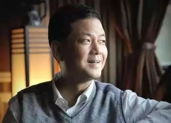 “小岛”上的陆颖墨：我放弃了“文艺”，坚持自己的粗粝