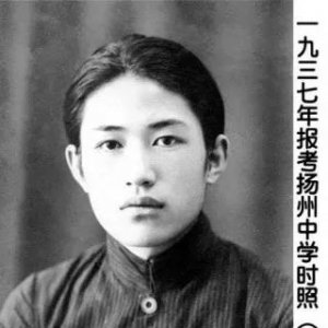 ​张艺谋简介（风流张艺谋：28岁和初恋结婚，37岁出轨22岁巩俐，49岁娶18岁陈