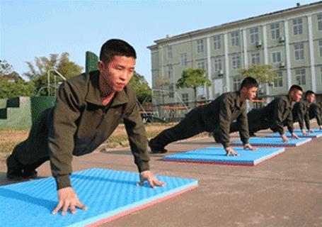 力量训练无器材（无器械上肢力量训练有哪些）