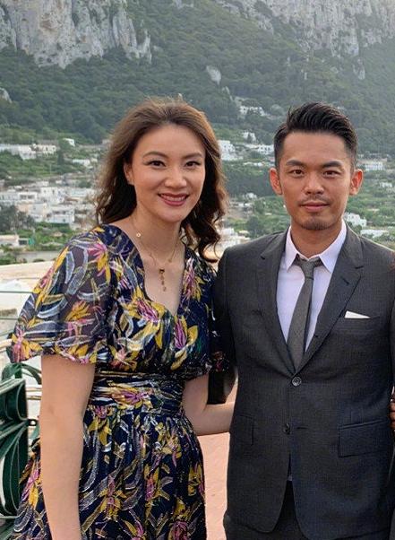 林丹罕见与谢杏芳秀恩爱，为妻庆生送奢华大礼，别墅内景曝光