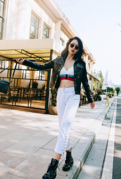 出道即有芒果台撑腰，曾与李易峰组队探险，今为“双陈恋”见证者