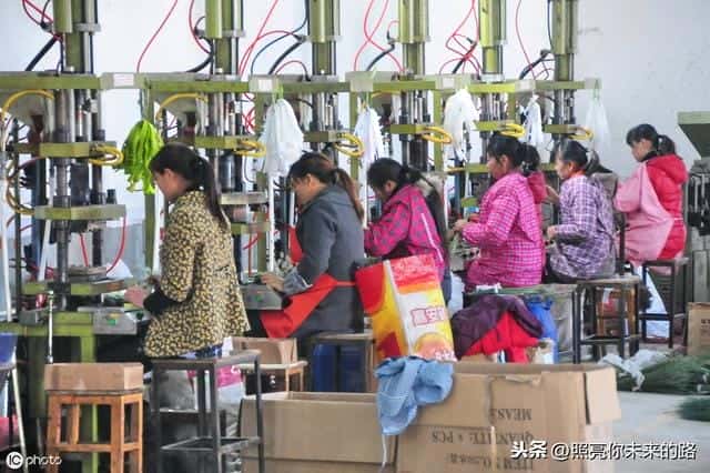 可以寄到家做的手工活联系方式（粘花手工活一个25元）