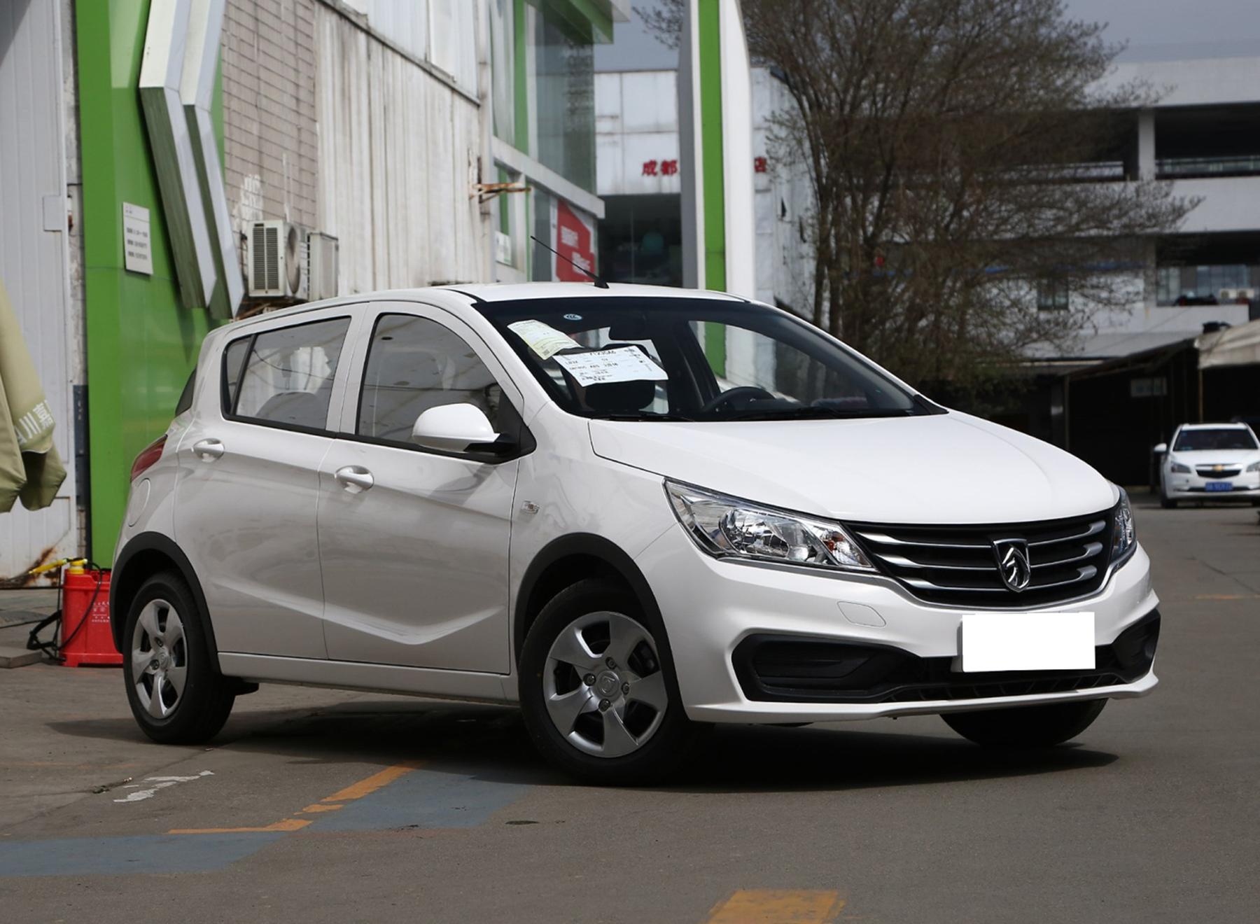 五万左右新车所有车型（5万左右汽车报价及图片）