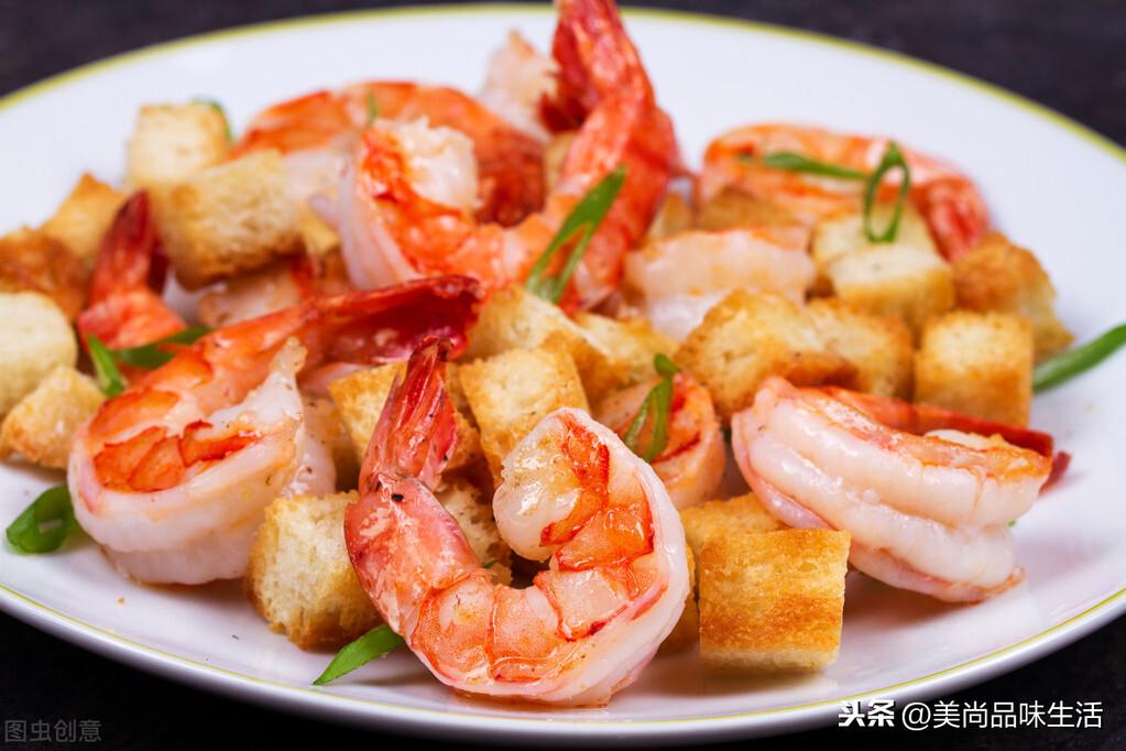 超市买的冰冻虾仁怎么做好吃(冰冻虾仁煮多久就熟了)