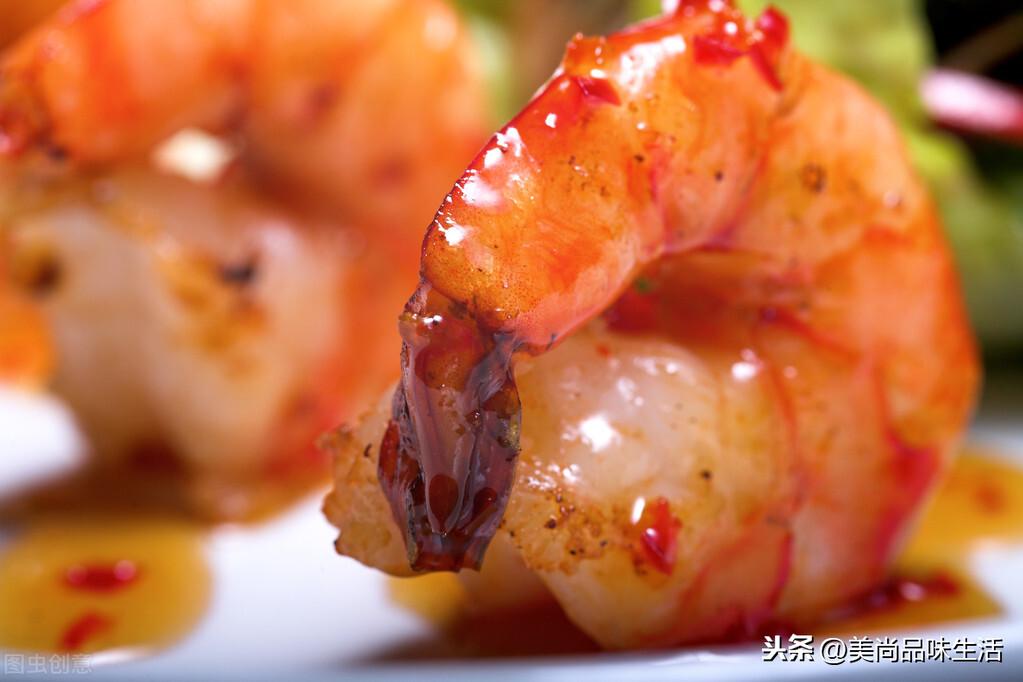 超市买的冰冻虾仁怎么做好吃(冰冻虾仁煮多久就熟了)