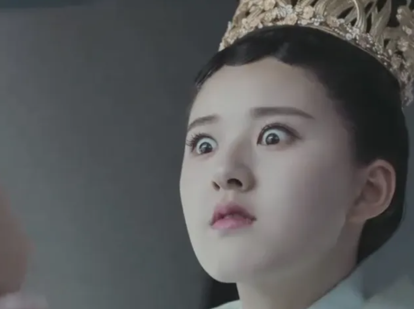 赵露思营销翻车！连续2年在9月18日上热搜，网友质问其居心何在