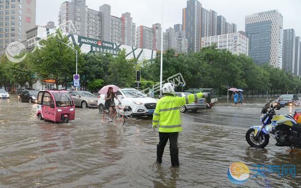 2、沿途天气以晴朗为主,但遇到大雨天时可能会出现滑坡等地质灾害;