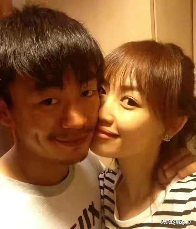 王宝强离婚钱被卷走  ，仍不忘借钱交税？