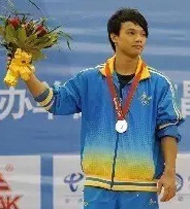 莫永祥简介介绍（云浮20岁小伙一口气拿三项世界冠军）