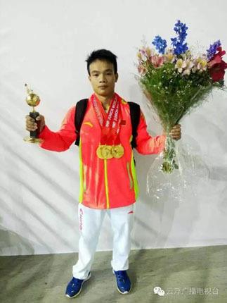 莫永祥简介介绍（云浮20岁小伙一口气拿三项世界冠军）