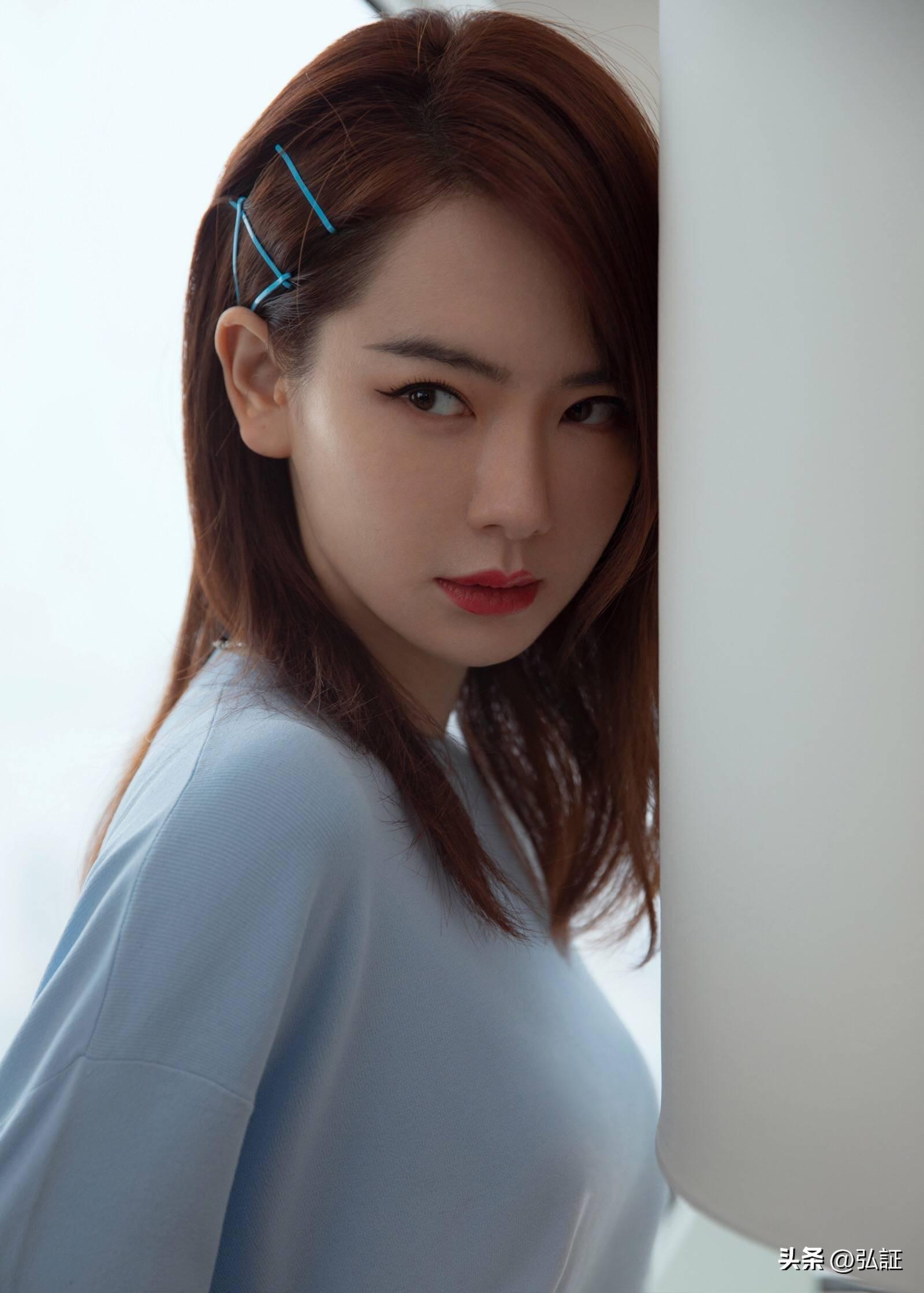 美图分享｜“7哥”戚薇，直爽干练，气场十足，靠努力成就自己