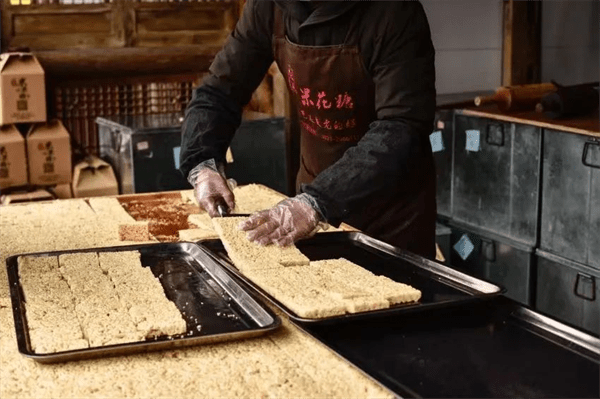 乐山十大特色美食(乐山特色美食有哪些)