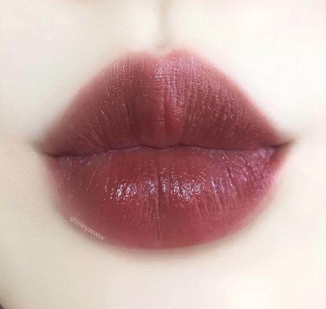 小羊皮纪梵希哪个色号好看（经典好看的口红试色推荐）