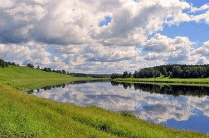 欧洲最长的河流是什么河(注入什么海)