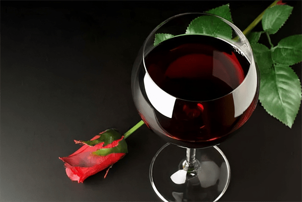 红酒多少度的才算好红酒(红酒14度和16度哪种好)