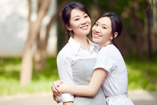 闫妮离婚了?（当红女星闫妮离婚16年）(11)