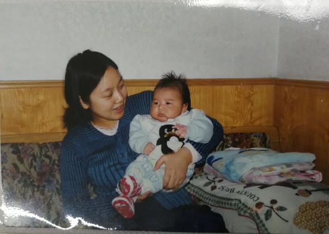 闫妮离婚了?（当红女星闫妮离婚16年）(4)