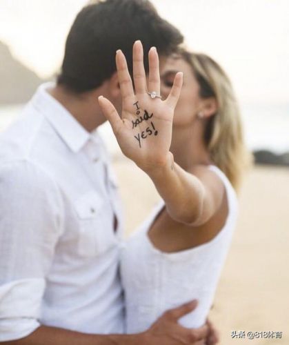 卡卡老婆 卡洛琳(卡卡老婆像c罗)-第1张图片-