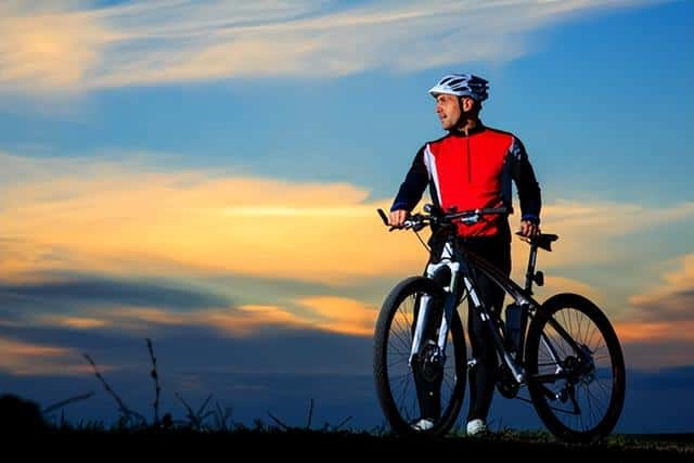 骑自行车怎样不累（户外骑车太累怎么办）