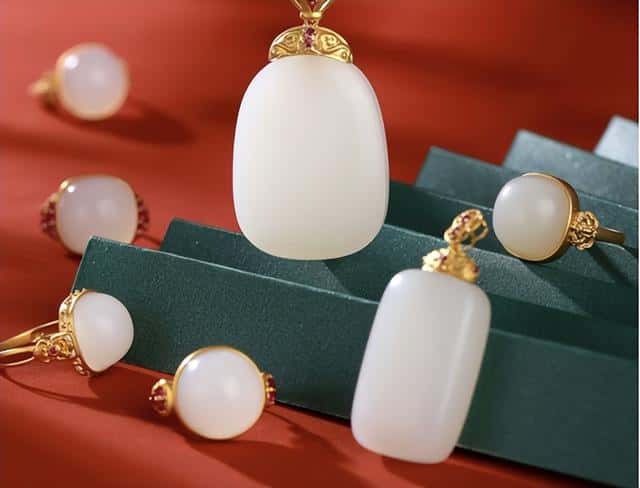 女生佩戴和田玉好吗（女生佩戴和田玉的禁忌）