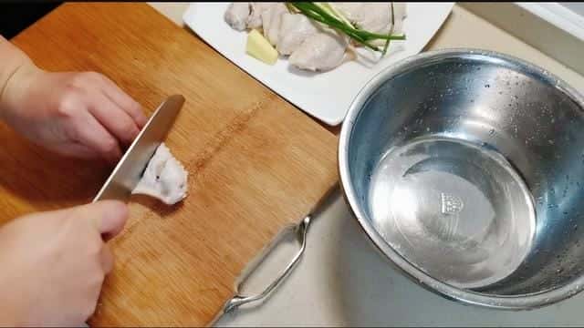 面包糠挂不上去（面包糠裹上不掉的窍门）