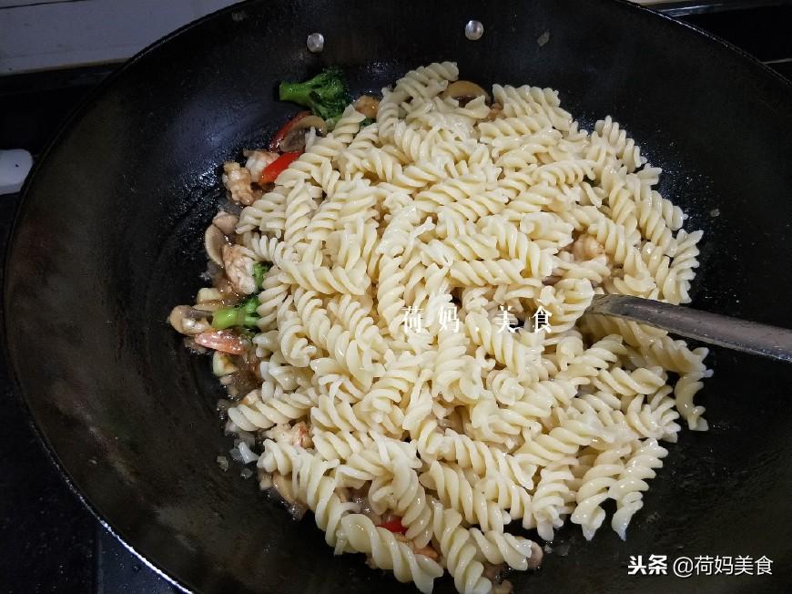 螺旋意面煮多久才熟(螺旋意面怎么煮)