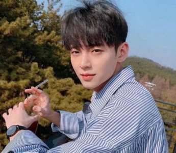 ​为什么男生不介意姐弟恋  喜欢姐弟恋的男生心理