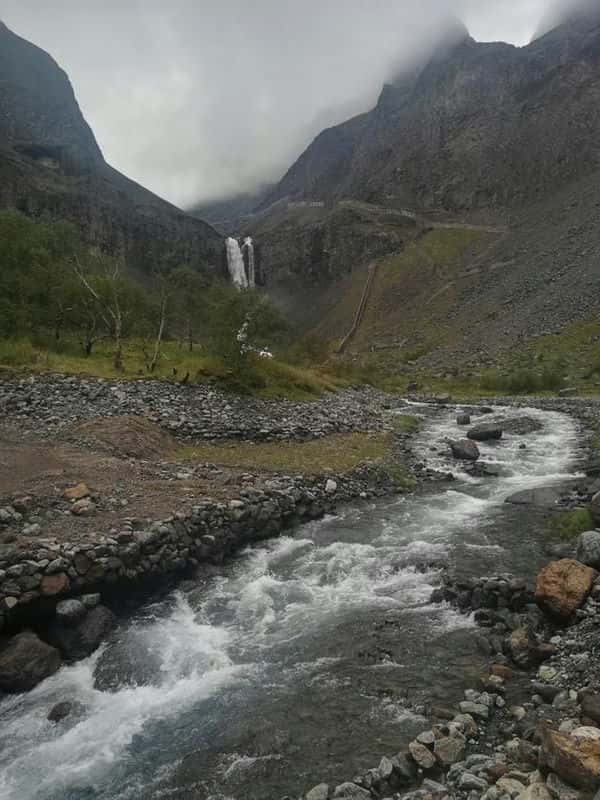 1+1不是二打一字1-1不是零打一字（一加一不是二打一字谜）