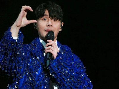 ​嘉宾真是陈奕迅！李荣浩演唱会，昨晚这幕刷屏了