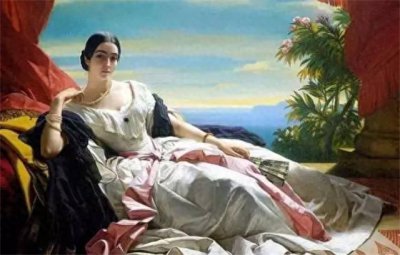 ​19岁爱上叶赛宁却只被他当情人，10年后，叶赛宁自杀，她坟前殉情