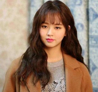 ​她是韩版“关晓彤，21岁就成老戏骨，靠演坏人成名如今身价上亿