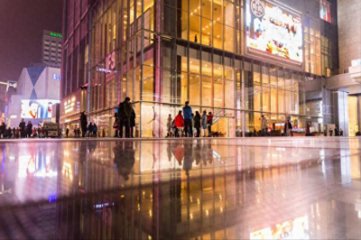 ​全国第四座SKP正式落地云南，地理位置优越，号称亚洲百货巨头