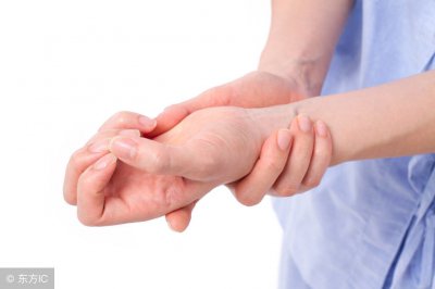 ​怎么治风湿性关节炎（这3个招式能帮你一把）