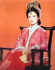 ​王熙凤人物形象特点（王熙凤人物形象特点四字词语）